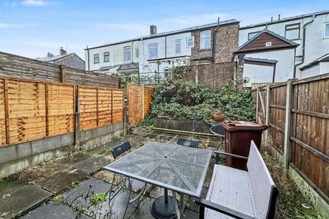 2 bedroom terraced house for sale, Heaton Close, Bury, Greater Manchester, BL9 8BH