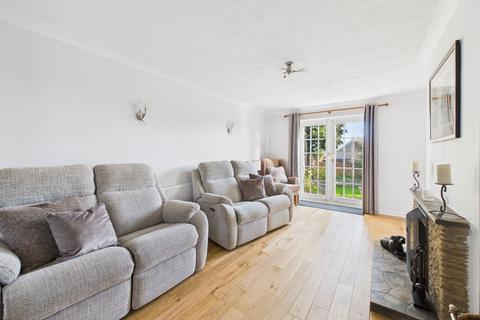 undefined, Guilsborough Road, Ravensthorpe, NN6 8EW