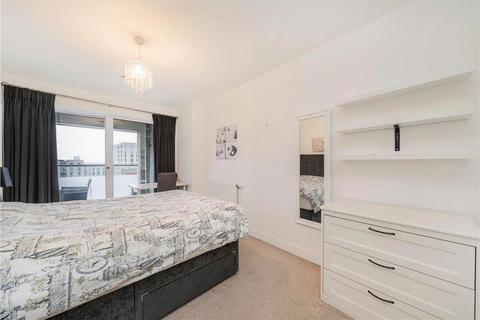 undefined, Peartree Way, London SE10