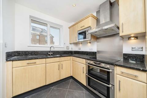 undefined, High Street, Brentford TW8