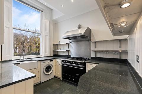 2 bedroom flat to rent, Belsize Square, Belsize Park NW3