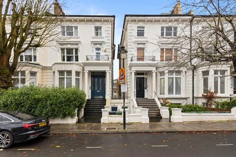 2 bedroom flat to rent, Belsize Square, Belsize Park NW3