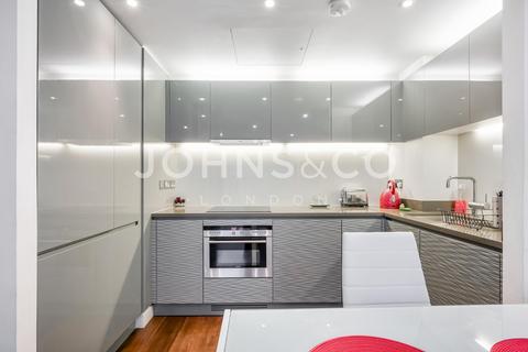 undefined, Pan Peninsula Square, Canary Wharf, E14