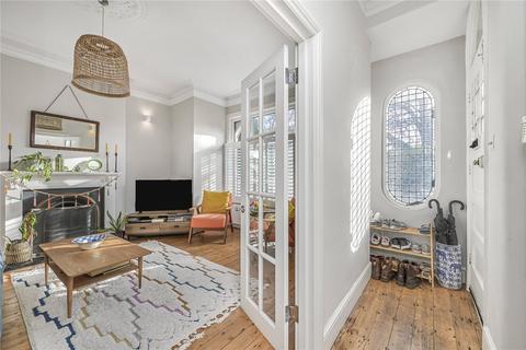 2 bedroom maisonette for sale, Emmanuel Road, London, SW12