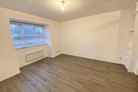 undefined, Boleyn Way, Barnet EN5