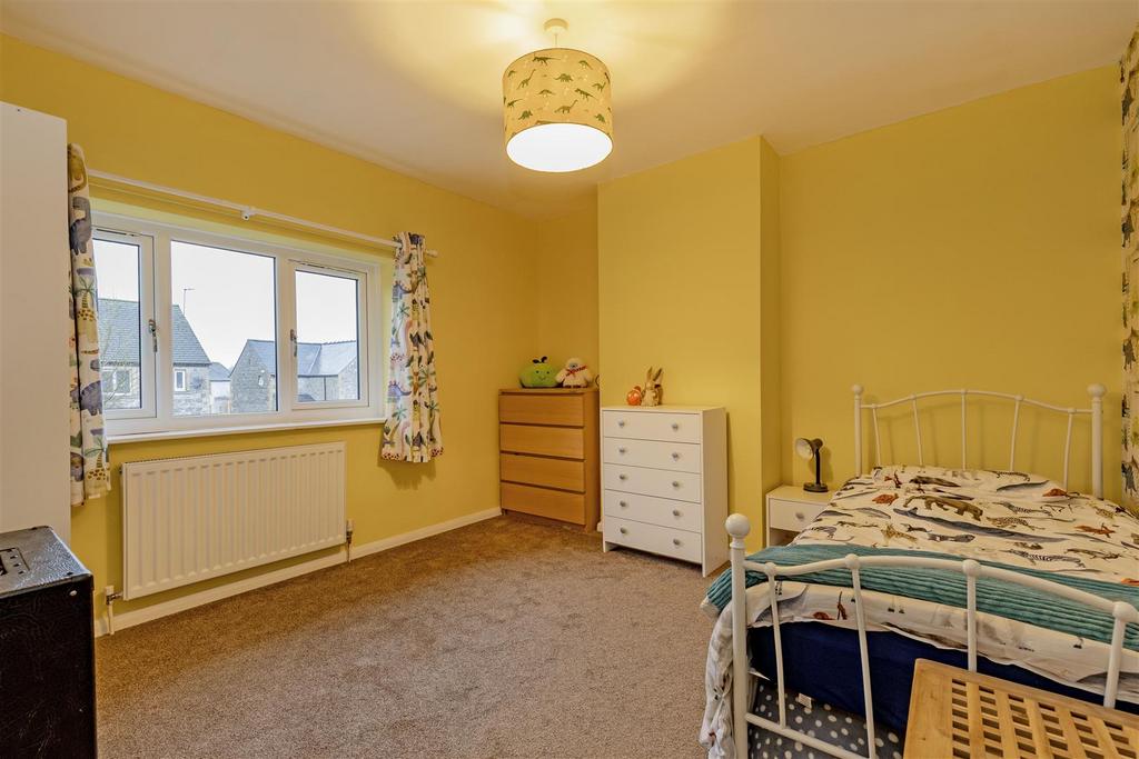 Bedroom 2-1.jpg