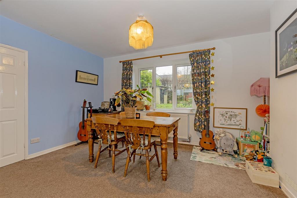 Dining Room-2.jpg