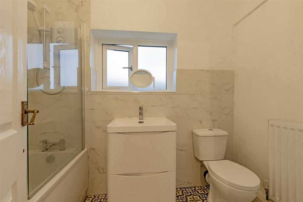 Bathroom-1.jpg