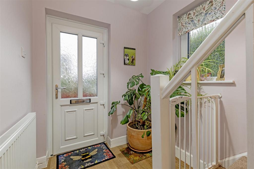 Entrance Hall-2.jpg