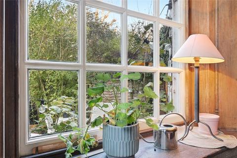2 bedroom apartment for sale, Elsworthy Road, Primrose Hill, London, NW3