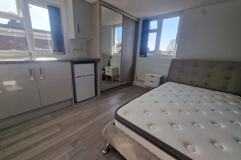 undefined, 5 Francis Street, Luton, Bedfordshire