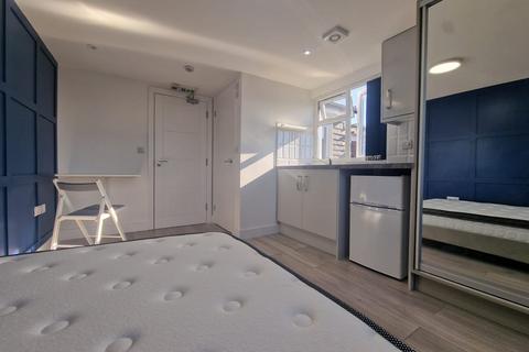 undefined, 5 Francis Street, Luton, Bedfordshire