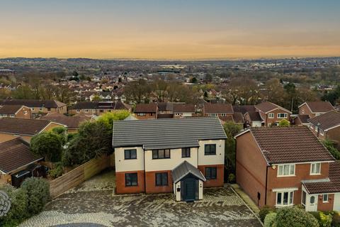 4 bedroom detached house for sale, Shoreswood, Bolton, Greater Manchester, BL1 7DD