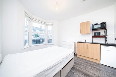 undefined, Green Lane, London SE20