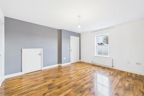 3 bedroom terraced house for sale, Railway Walk, Bridlington