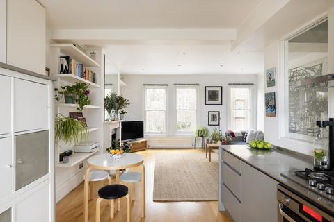 undefined, Well Walk, London, NW3