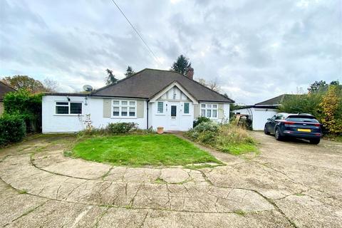 3 bedroom detached bungalow for sale, Hawkshead Lane, Hatfield AL9