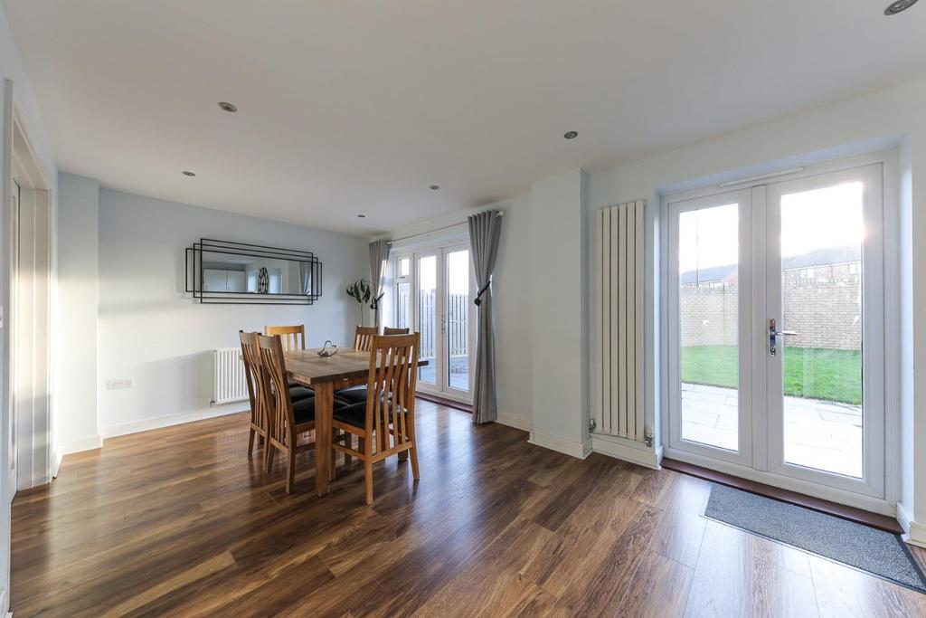 Dining Room.jpg