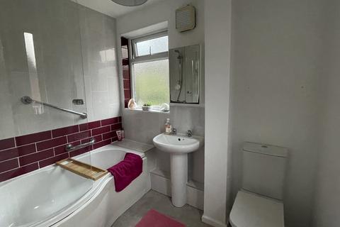 undefined, Ramshead Approach, West Yorkshire LS14