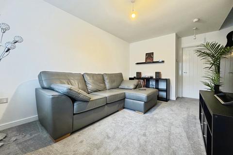 2 bedroom semi-detached house to rent, Pheasant Close, Worksop S81