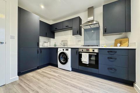 2 bedroom semi-detached house to rent, Pheasant Close, Worksop S81
