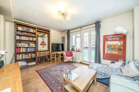 2 bedroom flat to rent, Stockwell Road, London SW9
