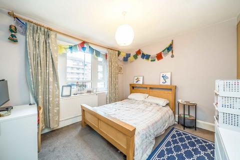2 bedroom flat to rent, Stockwell Road, London SW9