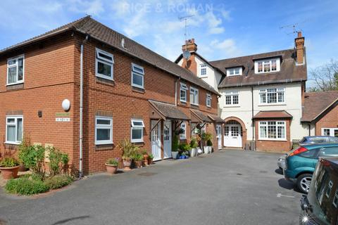 1 bedroom retirement property for sale, Mayfield Road, Weybridge KT13