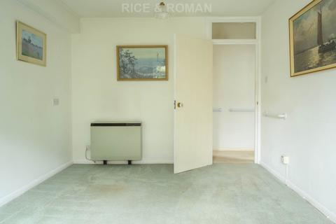 1 bedroom retirement property for sale, Mayfield Road, Weybridge KT13