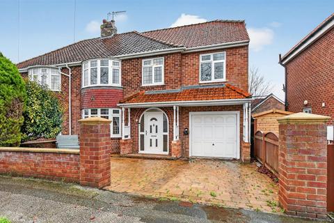 5 bedroom semi-detached house for sale, Manor Lane, York