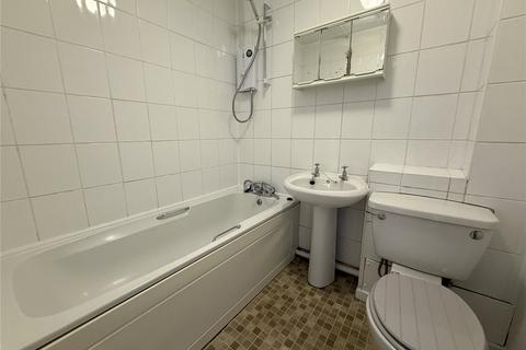 2 bedroom terraced house to rent, Adams Court, Kidderminster, Worcestershire, DY10