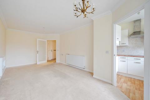 1 bedroom retirement property for sale, Limpsfield Road, Warlingham CR6