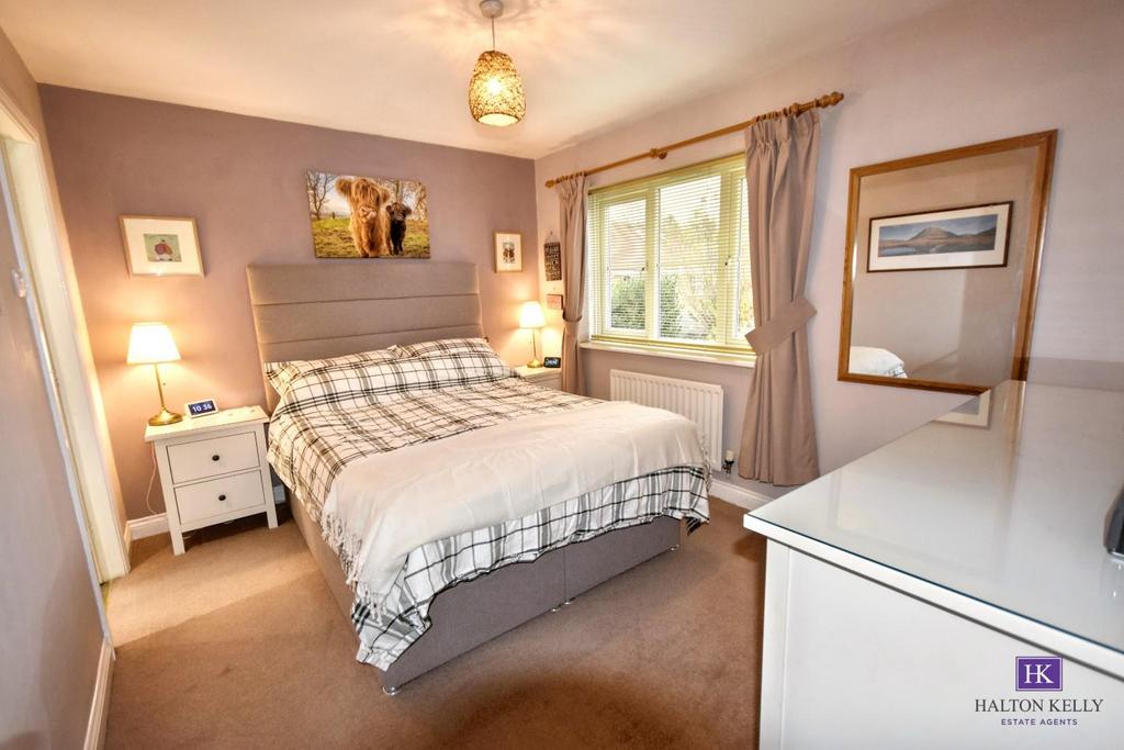 Main bedroom