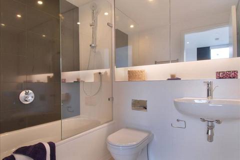 2 bedroom flat to rent, Walworth Road, Elephant and Castle, London, SE1