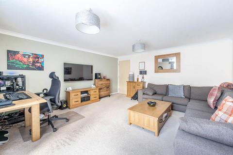 1 bedroom flat for sale, Lady Aylesford Avenue, Stanmore, HA7