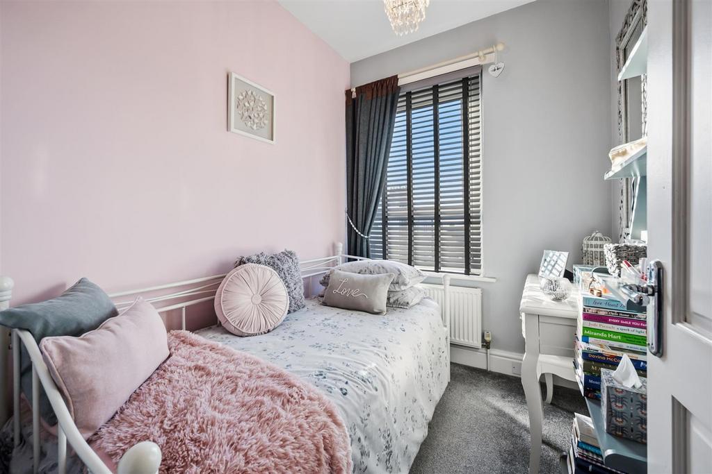 Bedroom One.jpg