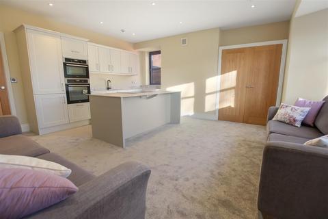 2 bedroom apartment for sale, South Parade, Northallerton