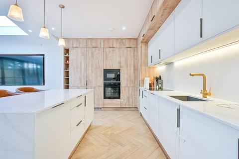 4 bedroom semi-detached house to rent, Chesterfield Road, Chiswick, London, W4