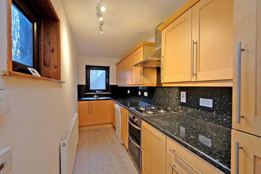 MFL6249782 426.jpg