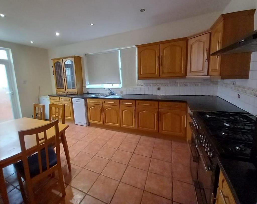 Kitchen C.jpeg