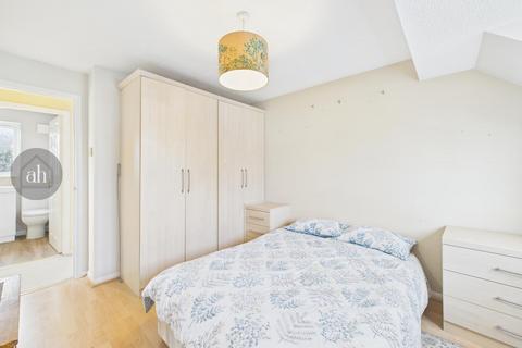 2 bedroom semi-detached house for sale, Cornmill Green, Woolpit,