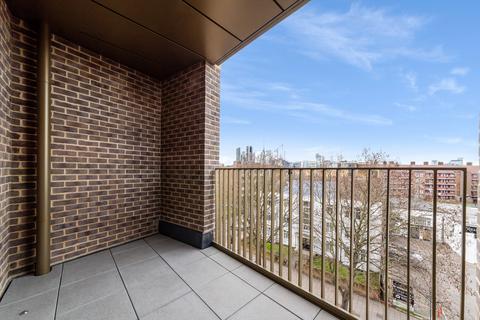 1 bedroom flat to rent, Kennington Lane, London, SE11.