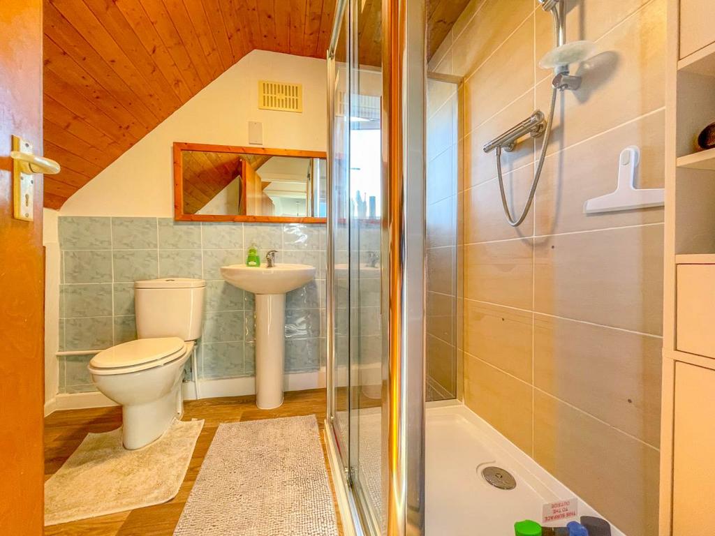 13 island view showe
