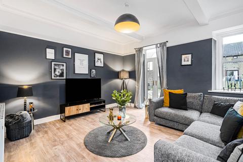 4 bedroom detached house for sale, Craigbank, Blackridge