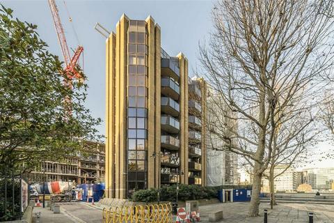 Montague Close, London SE1
