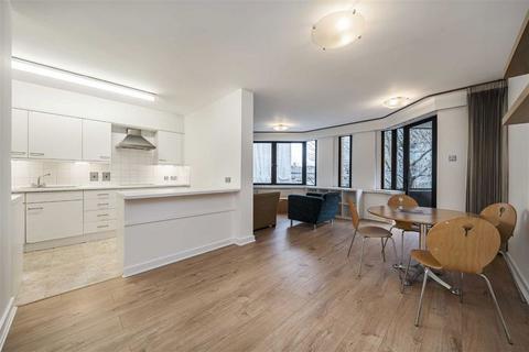 undefined, Montague Close, London SE1