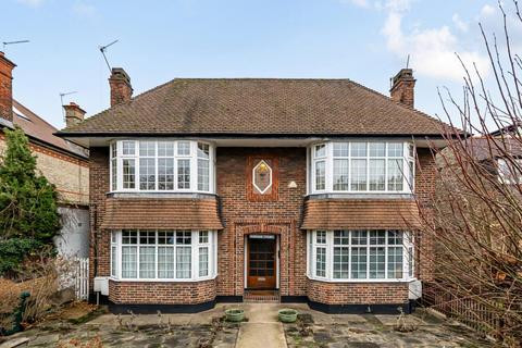 Etchingham Park Road, Finchley