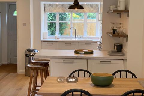 2 bedroom property to rent, St. Marys Lane, Beverley, HU17 7AS