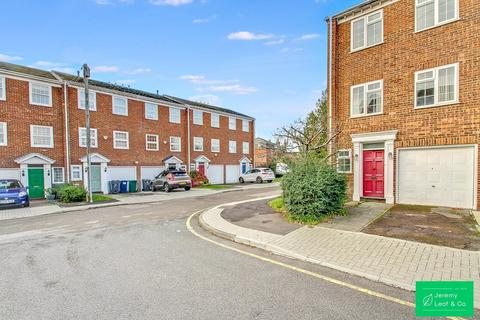 undefined, Ashburnham Close, London