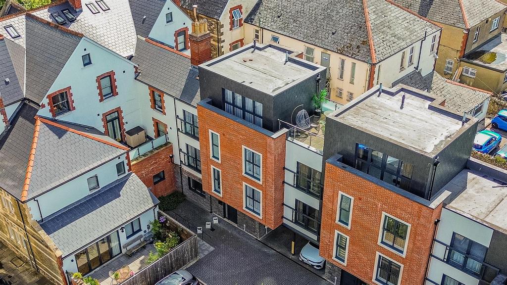 Hamilton Villas drone-2.jpg
